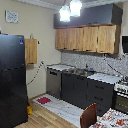 Apartment Zurabi Batumi Exterior foto